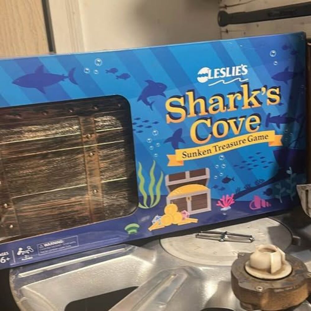 Leslie's Shark's Cove Sunken Treasure Game